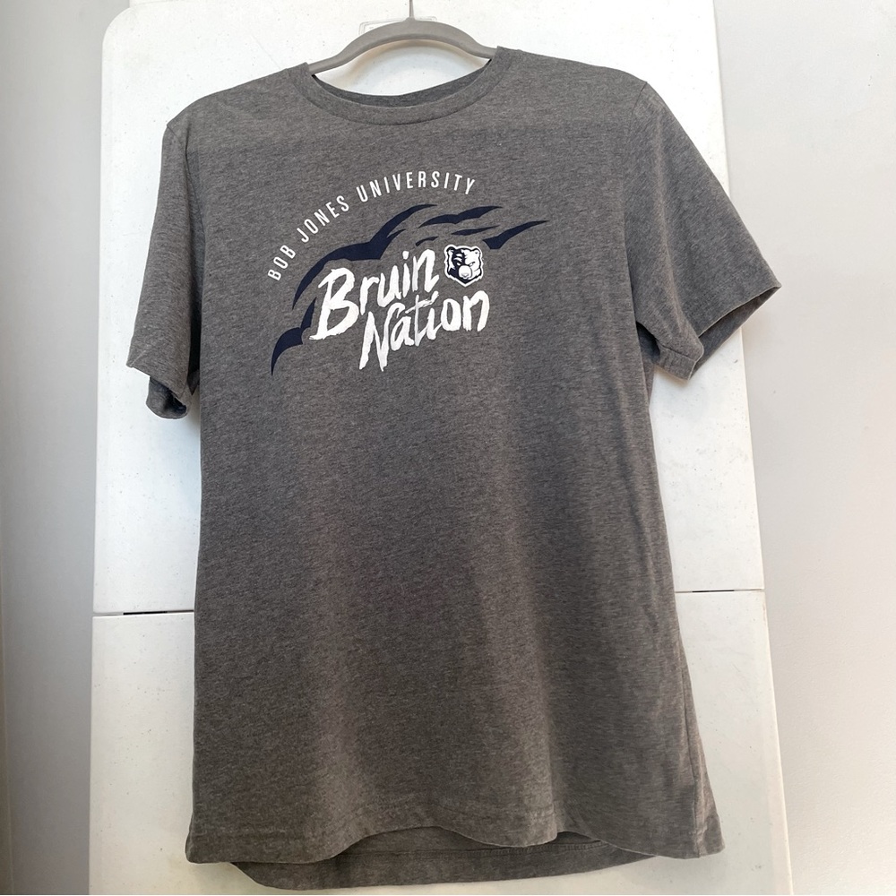 Bob jones university men’s large shirt. Gray with white accents.